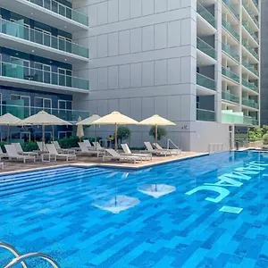  شقة New Luxury Modern Canal View. الإمارات العربية المتحدة